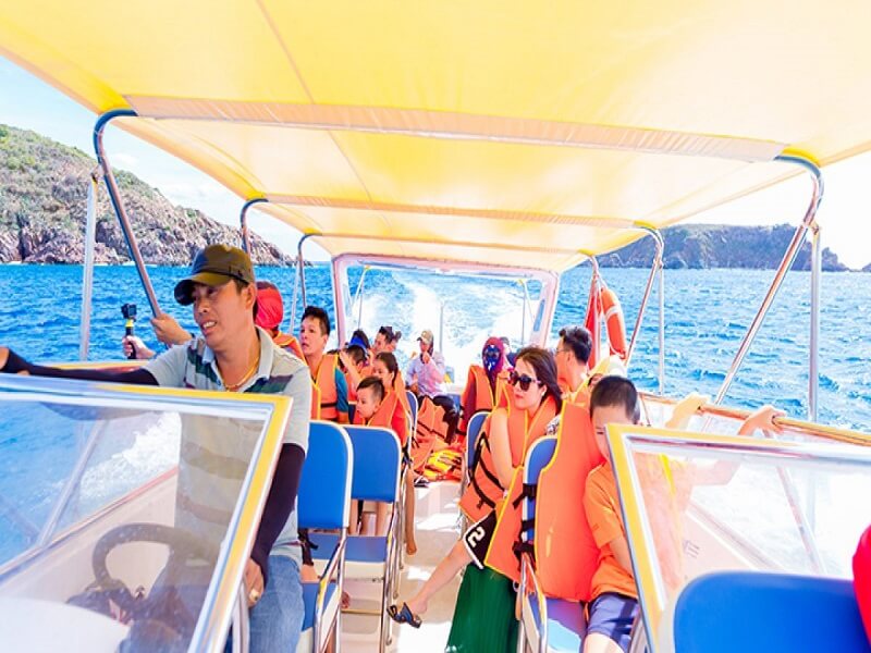 Thuê Cano Phú Yên Giá Rẻ An Toàn 